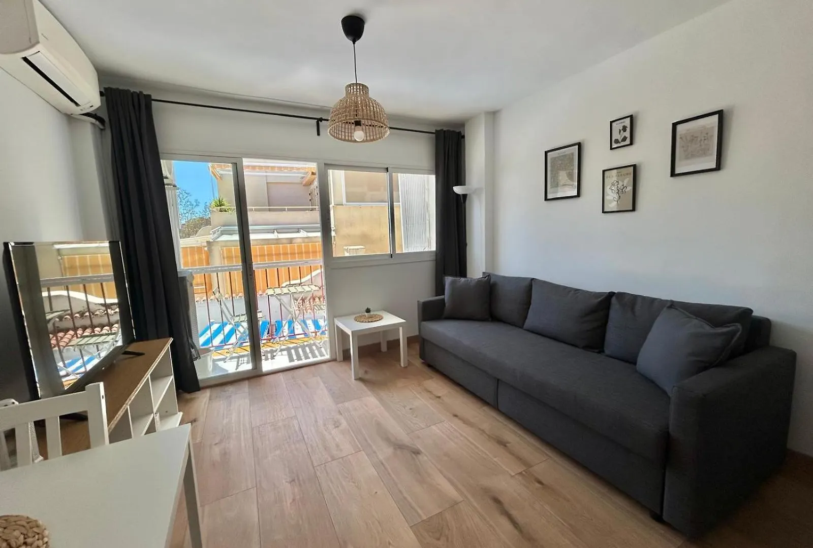 Alojamiento La Perla Torremolinos