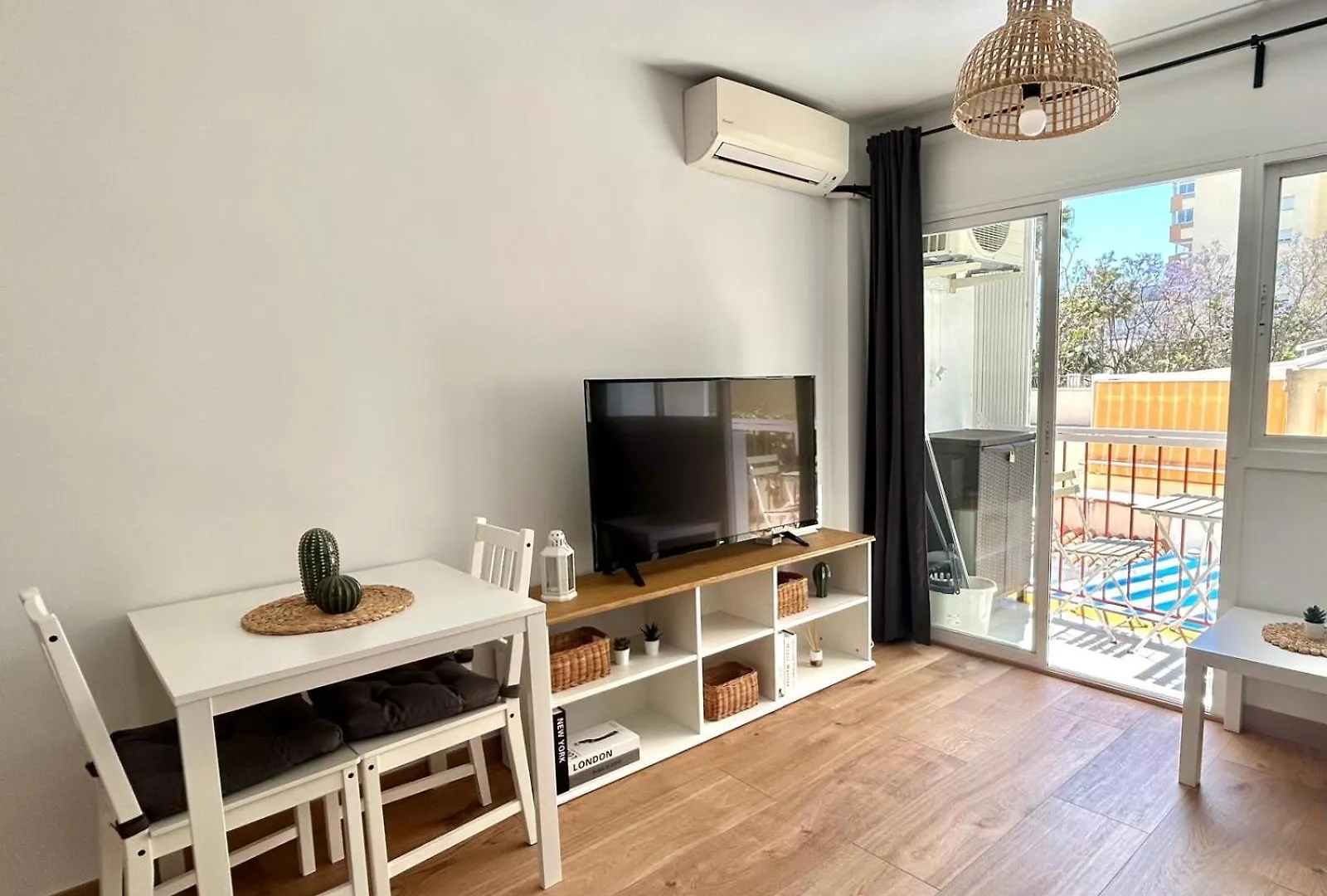Apartment Alojamiento La Perla Torremolinos